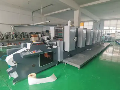 Qingdao Xinsen Packaging adhesive label printing workshop